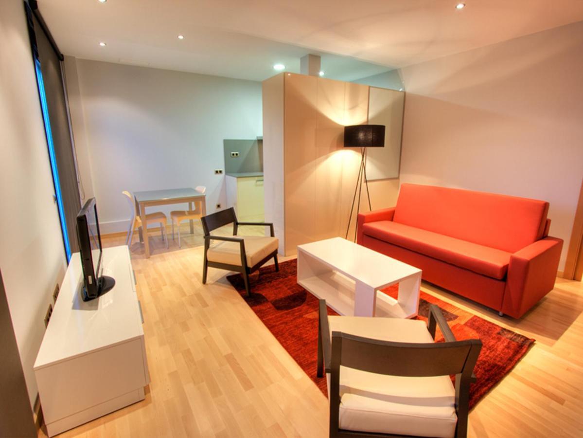 Tamarit Apartments — Photos 2